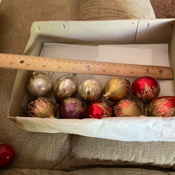Vintage Christmas Classics Ornaments Set Of 10 Glass Colorful W Gold Sparkles - Picture 7 of 10